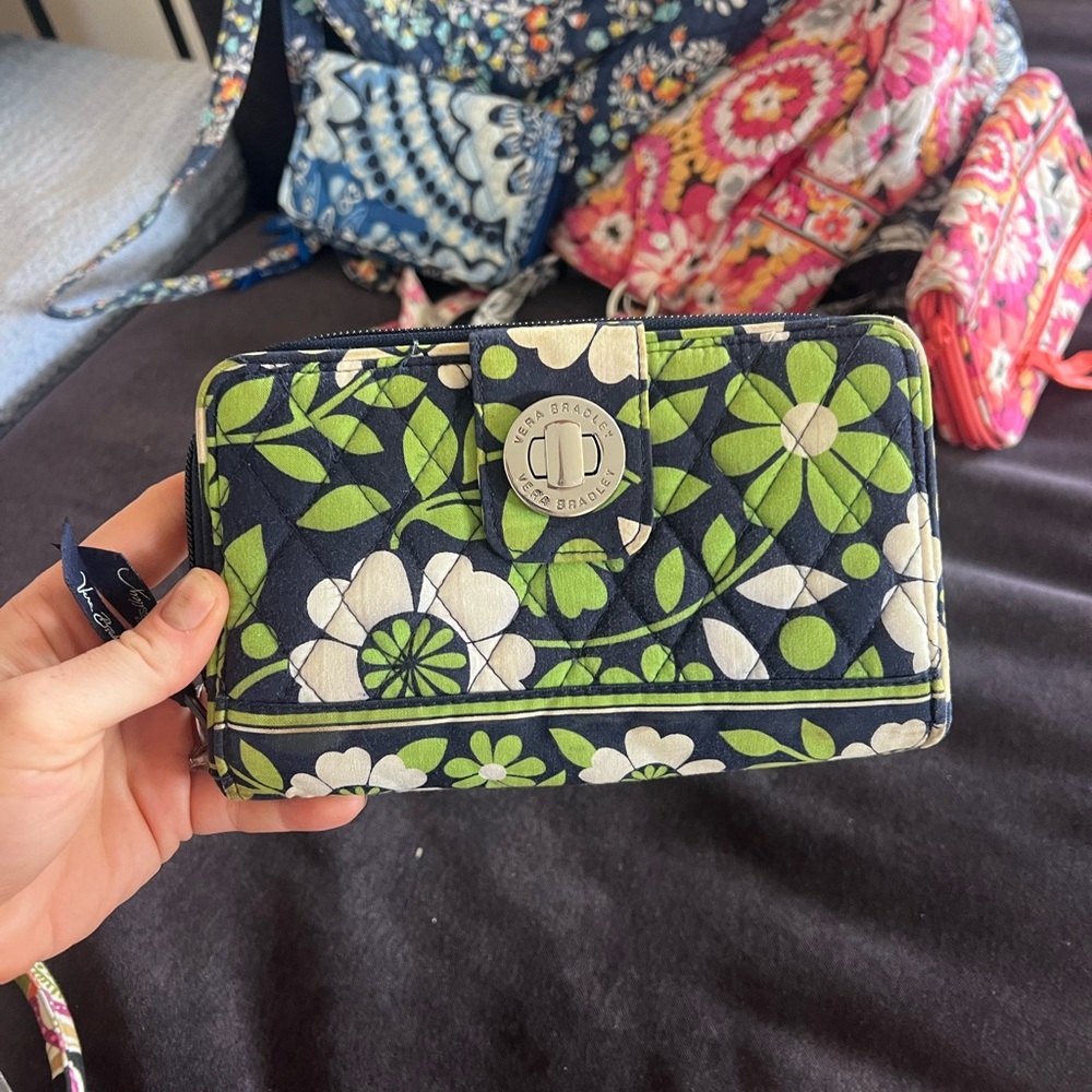 Green Vera Bradley wallet